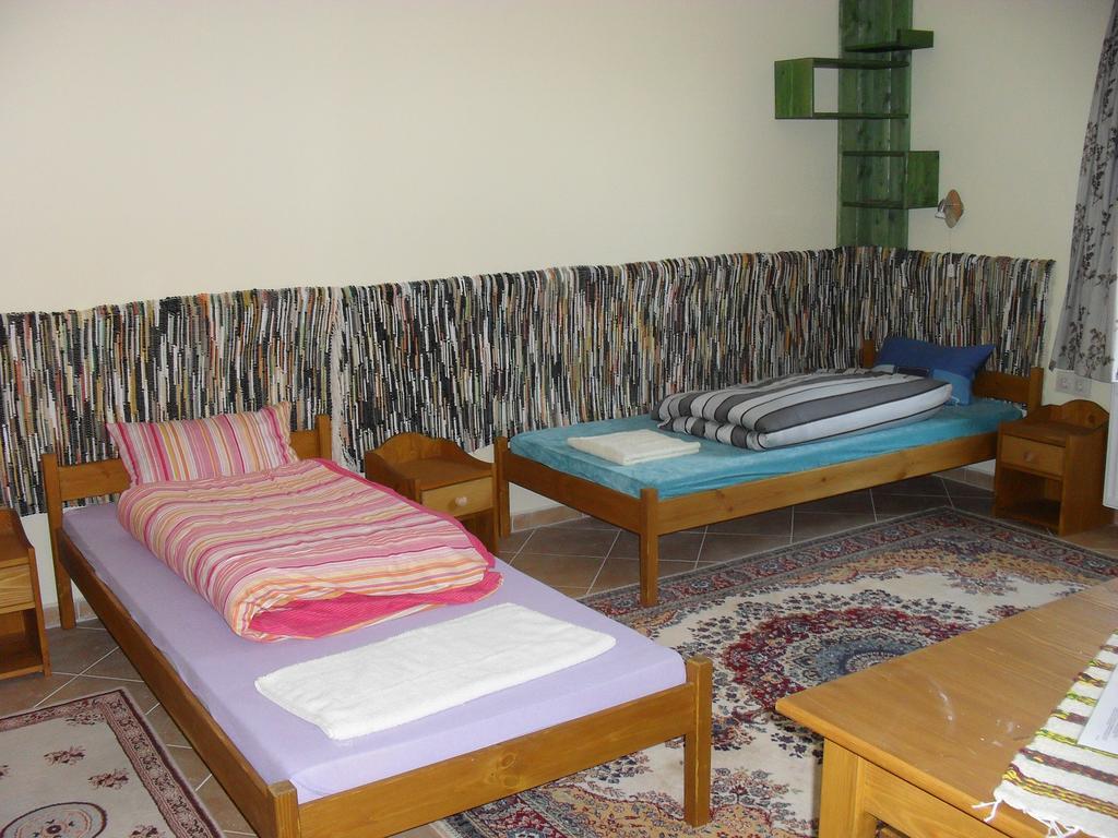 Nyakiglab Villa Szegi Екстер'єр фото
