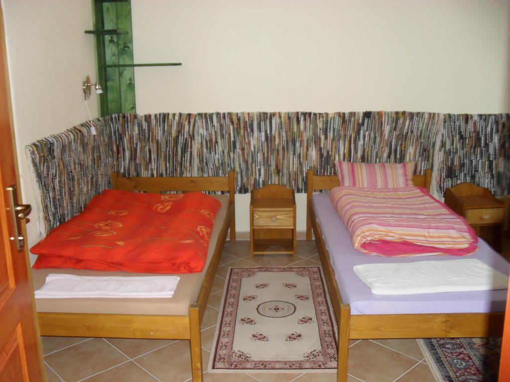 Nyakiglab Villa Szegi Екстер'єр фото